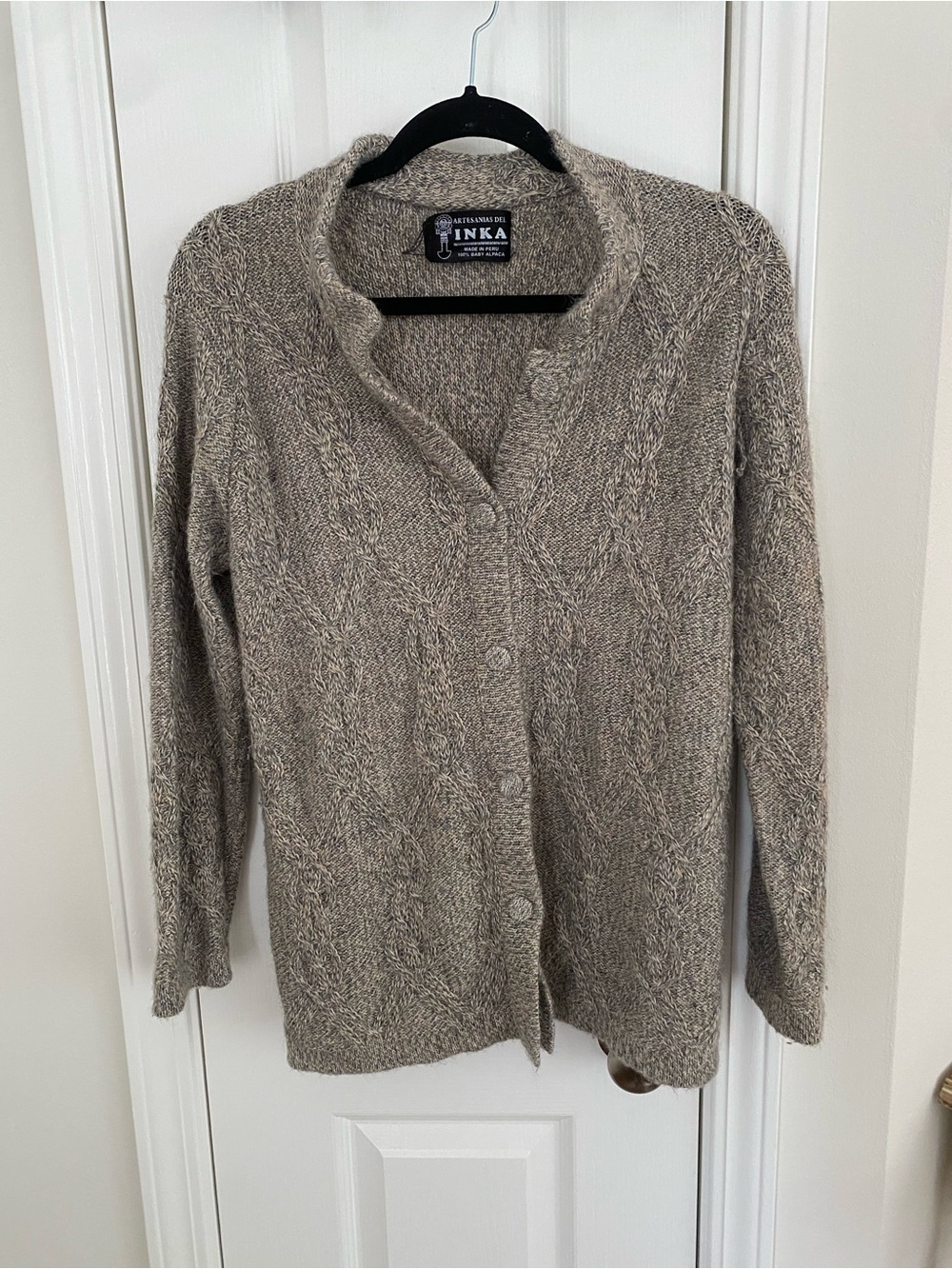 Artesanías del Inka 100% Baby Alpaca Cable Knit Cardigan Sweater Made in Peru